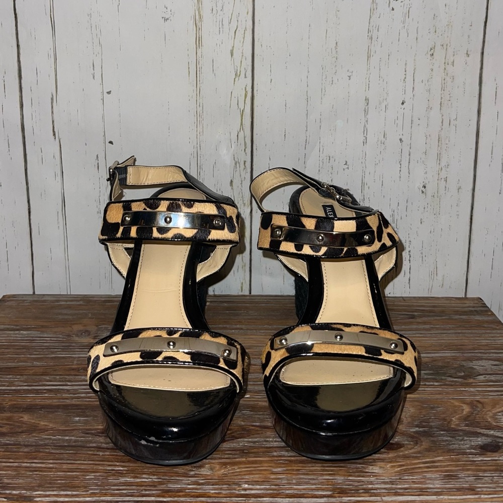 Alex Marie designer wedges size 9.5